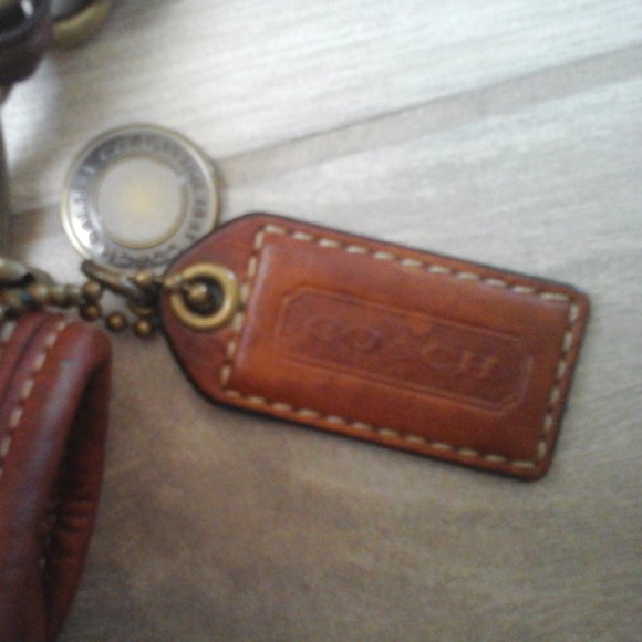 Coach Cognac Brown Leather Multi Pocket Shoulder Handbag.   Size  7x13x4.5 - Picture 7 of 12